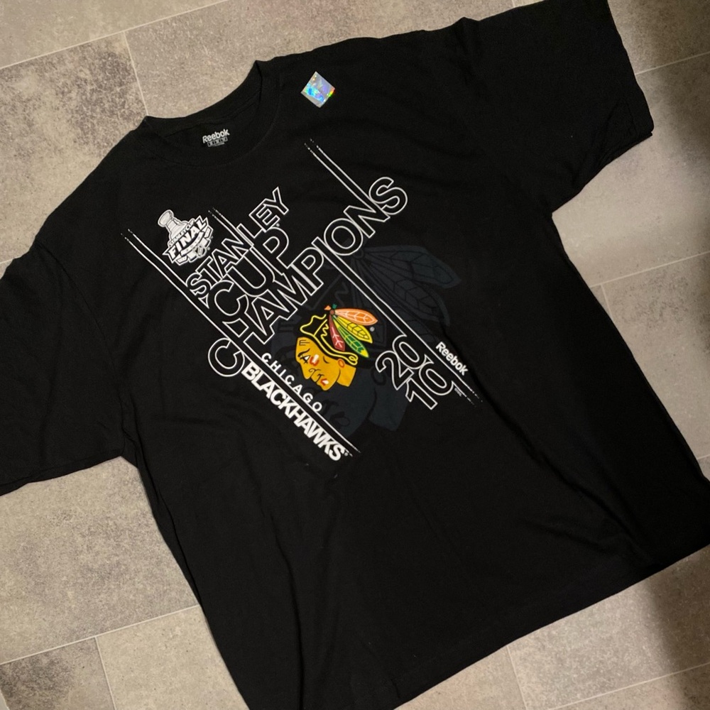 Reebok 2010 Stanley Cup Final T Shirt Chicago Blackhawks